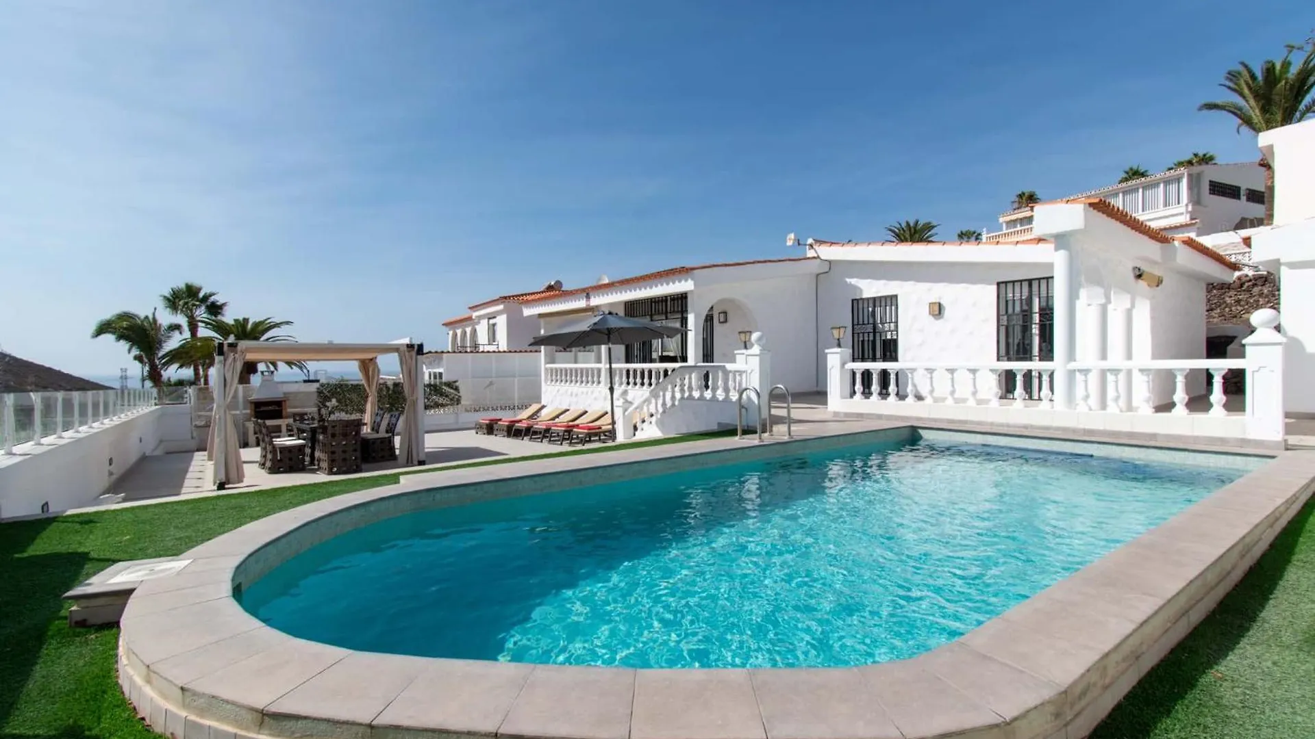 Villa Chayofa