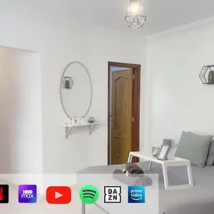The Cozy Cristianos Apartment